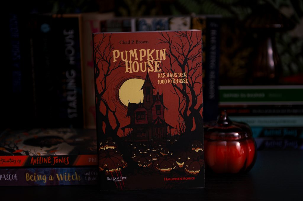 Book Cover von Pumpkin House, von Chad P. Brown.
