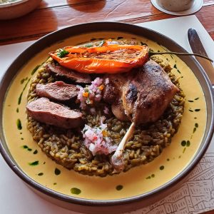 Essen im Huaca Pucllana Restaurant im Viertel Miraflores in Lima.