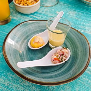 Vorspeisen in einem Ceviche Restaurant in Lima