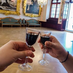 Black Balsam im Schwarzhäupterhaus, Riga, Lettland