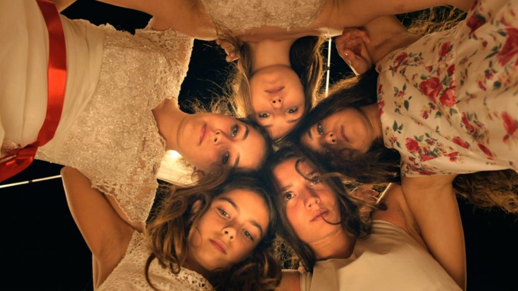 Mustang (2015, Deniz Gamze Ergüven)
