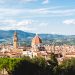 Blick auf den Dom Dom Santa Maria del Fiore von den Bardini-Gärten in Florenz